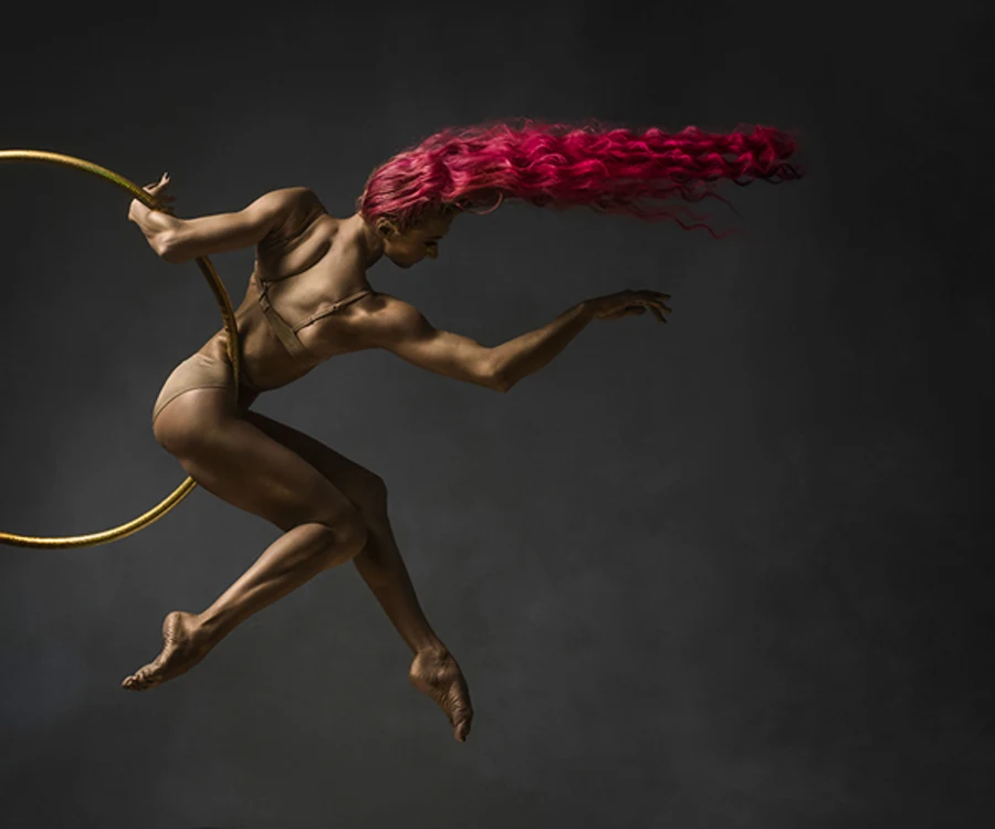Icon representing impressive acrobatics